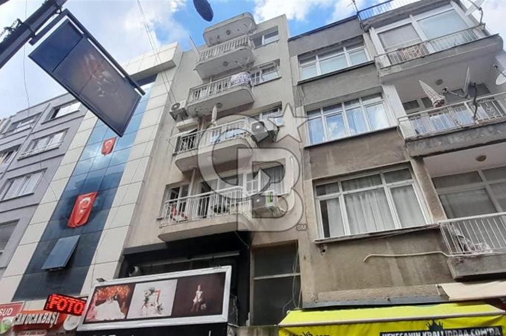 Çarşı İçinde 2+1 Kiralık Daire | Karşıyaka’nın Kalbinde!