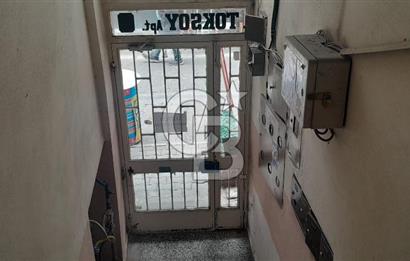 Çarşı İçinde 2+1 Kiralık Daire | Karşıyaka’nın Kalbinde!