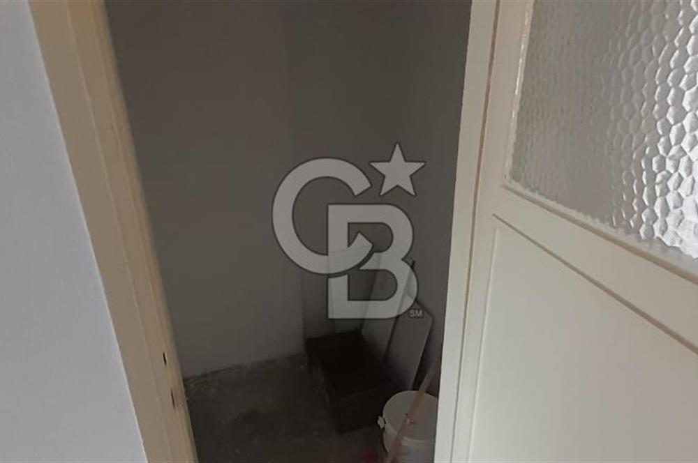 Çarşı İçinde 2+1 Kiralık Daire | Karşıyaka’nın Kalbinde!