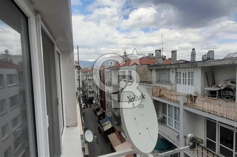 Çarşı İçinde 2+1 Kiralık Daire | Karşıyaka’nın Kalbinde!