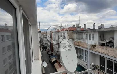 Çarşı İçinde 2+1 Kiralık Daire | Karşıyaka’nın Kalbinde!