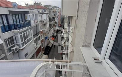 Çarşı İçinde 2+1 Kiralık Daire | Karşıyaka’nın Kalbinde!