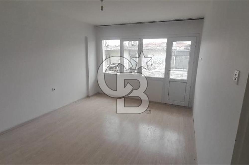 Çarşı İçinde 2+1 Kiralık Daire | Karşıyaka’nın Kalbinde!
