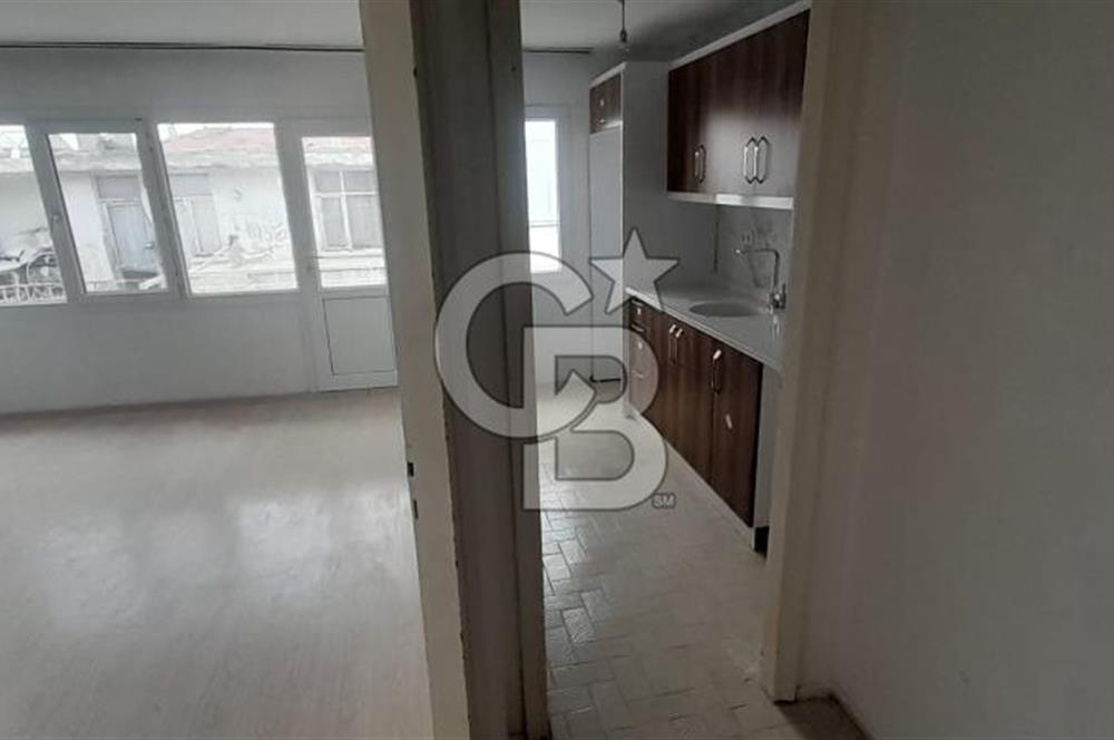 Çarşı İçinde 2+1 Kiralık Daire | Karşıyaka’nın Kalbinde!