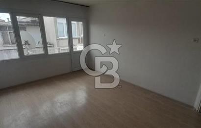 Çarşı İçinde 2+1 Kiralık Daire | Karşıyaka’nın Kalbinde!