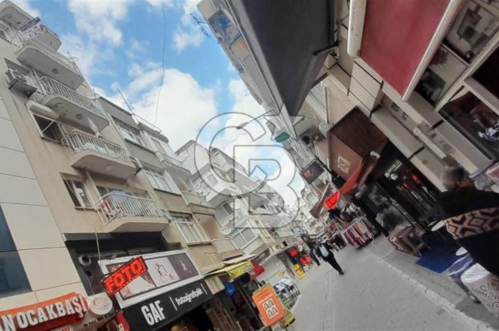 Çarşı İçinde 2+1 Kiralık Daire | Karşıyaka’nın Kalbinde!