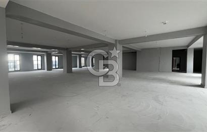 ARNAVUTKÖY'DE CADDE CEPHE KİRALIK PLAZA