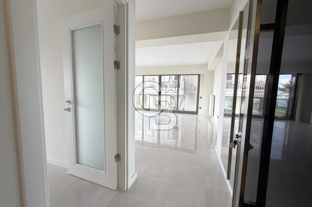 BOSTANLI YALISINDA PANORAMİK DENİZ MANZARALI SATILIK 3+1 DAİRE