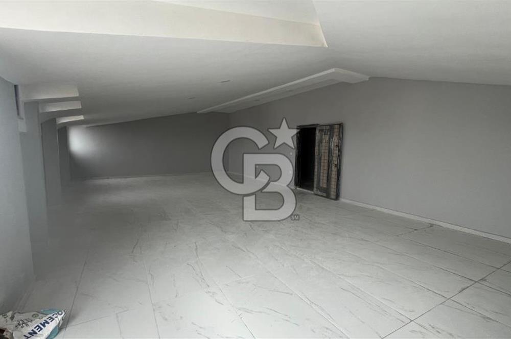 ARNAVUTKÖY'DE CADDE CEPHE KİRALIK PLAZA