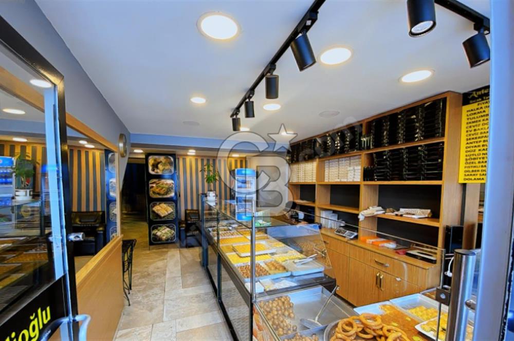 MALTEPE ZÜMRÜTEVLER'DE TABELA DEĞERİ YÜKSEK 2 KATLI DÜKKAN