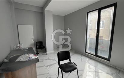 ARNAVUTKÖY'DE CADDE CEPHE KİRALIK PLAZA