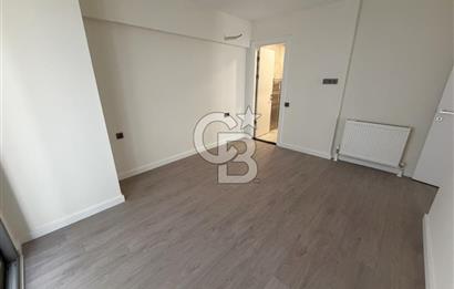 BOSTANLI YALISINDA PANORAMİK DENİZ MANZARALI SATILIK 3+1 DAİRE