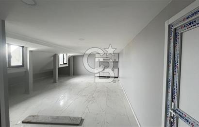 ARNAVUTKÖY'DE CADDE CEPHE KİRALIK PLAZA