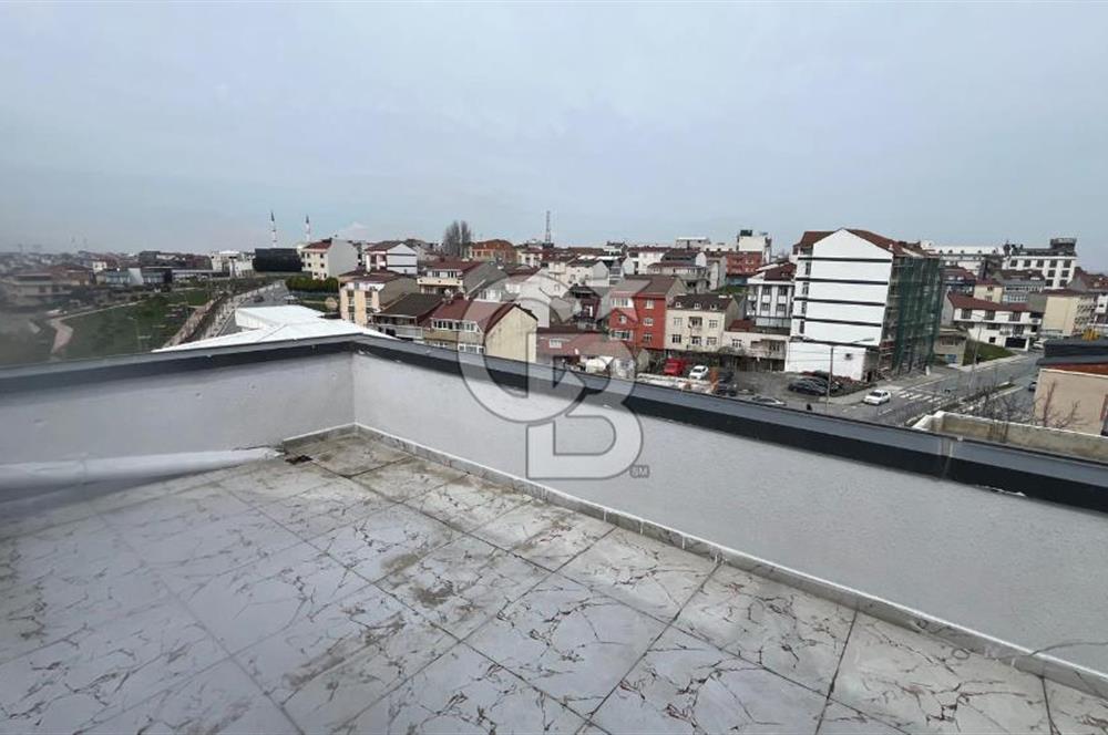 ARNAVUTKÖY'DE CADDE CEPHE KİRALIK PLAZA