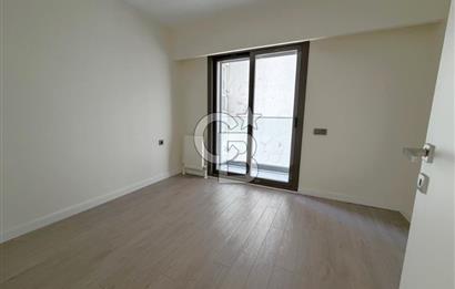 BOSTANLI YALISINDA PANORAMİK DENİZ MANZARALI SATILIK 3+1 DAİRE