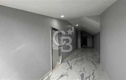 ARNAVUTKÖY'DE CADDE CEPHE KİRALIK PLAZA