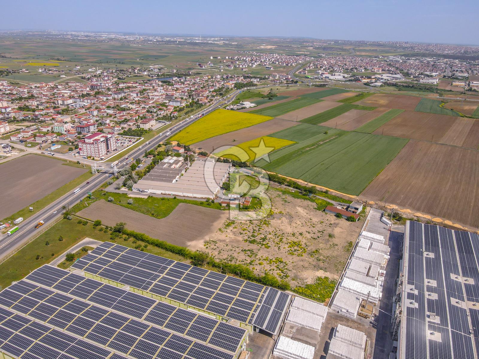 ERGENE OSB E-5 CEPHELİ 56.600 M2 SANAYİ ARSASI 15.000 KAPALI