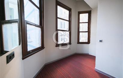 BEYOĞLU BALO SOKAK'TA KİRALIK OTEL BİNASI