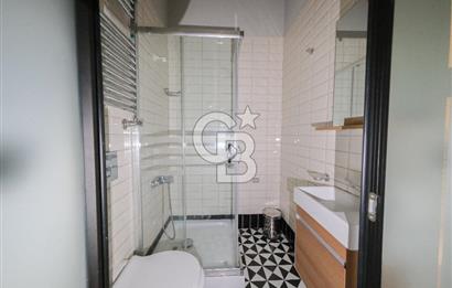 BEYOĞLU BALO SOKAK'TA KİRALIK OTEL BİNASI