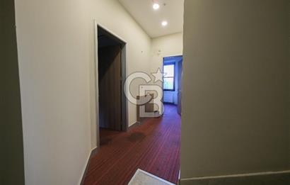 BEYOĞLU BALO SOKAK'TA KİRALIK OTEL BİNASI