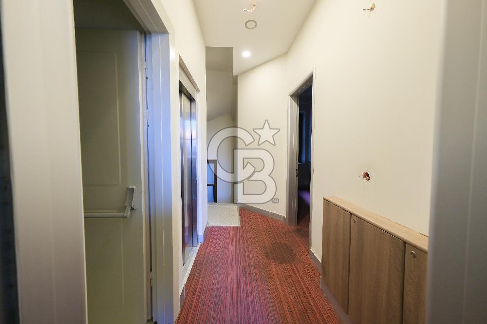 BEYOĞLU BALO SOKAK'TA KİRALIK OTEL BİNASI