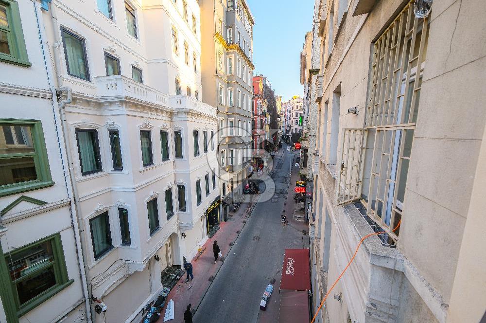 BEYOĞLU BALO SOKAK'TA KİRALIK OTEL BİNASI