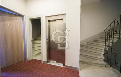 BEYOĞLU BALO SOKAK'TA KİRALIK OTEL BİNASI