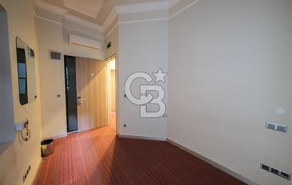 BEYOĞLU BALO SOKAK'TA KİRALIK OTEL BİNASI