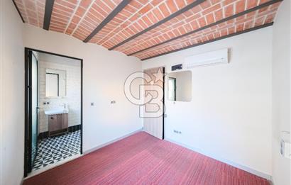 BEYOĞLU BALO SOKAK'TA KİRALIK OTEL BİNASI