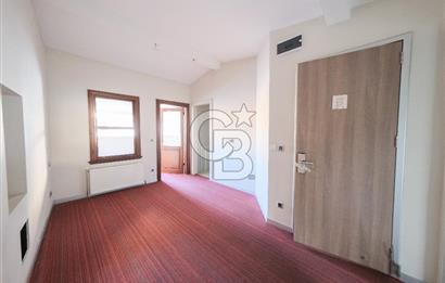 BEYOĞLU BALO SOKAK'TA KİRALIK OTEL BİNASI