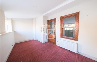 BEYOĞLU BALO SOKAK'TA KİRALIK OTEL BİNASI