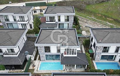 KORUCUKTA ALAÇATI MİMARİLİ, MÜSTAKİL HAVUZLU ÖZEL VİLLA