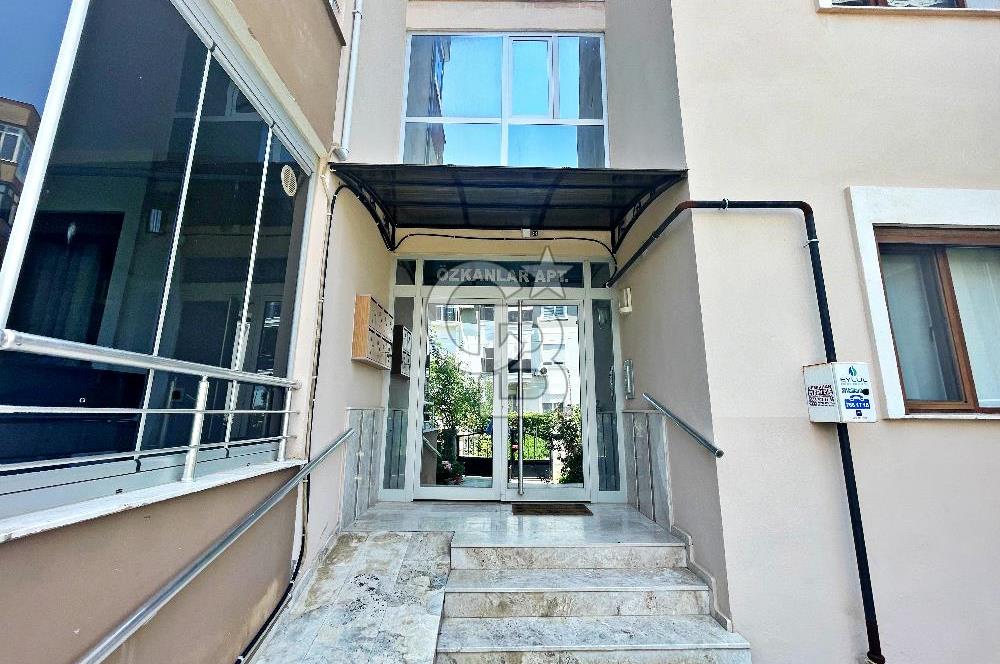 Seferihisar Camikebir'de Katta Tek! Ebeveyn Banyolu Satılık 3+1