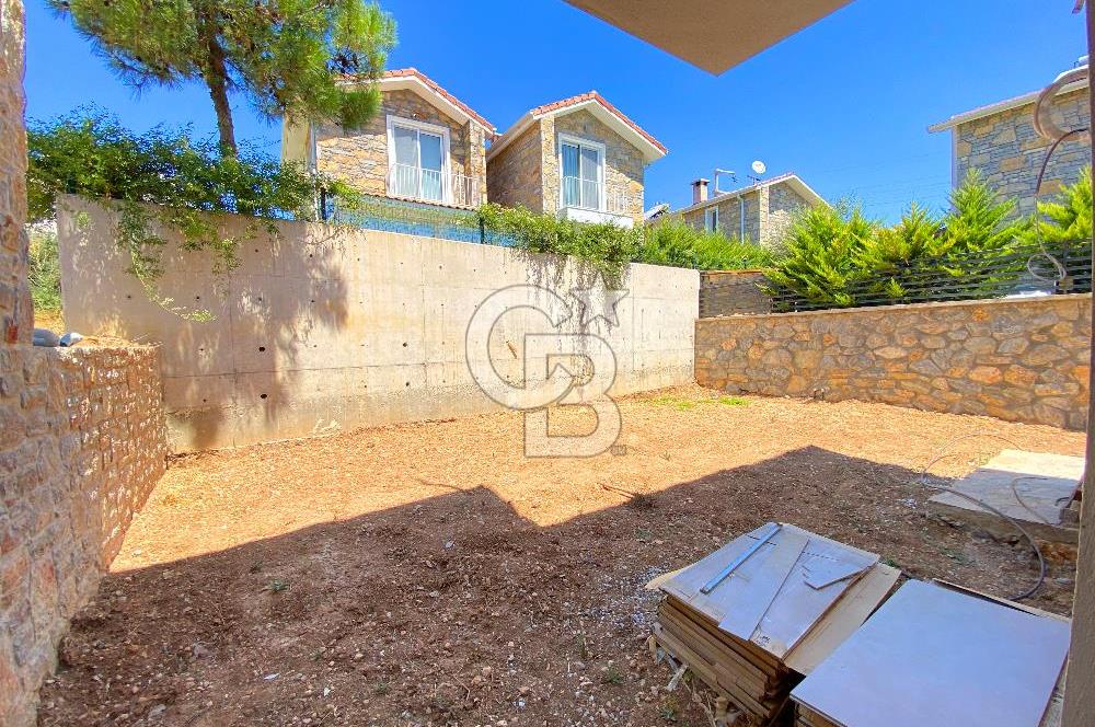 Datça Özbel'de Satılık 3+1 İkiz Müstakil Villa