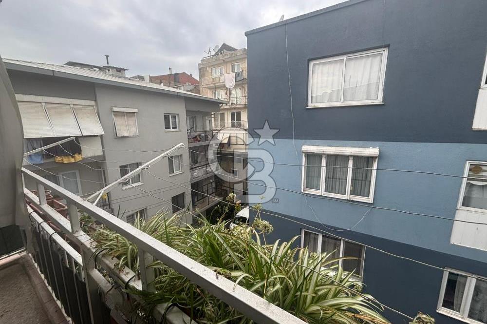 İzmirpark AVM yakını Satılık  2+1 Daire