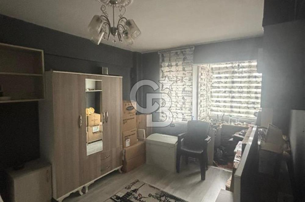 İzmirpark AVM yakını Satılık  2+1 Daire