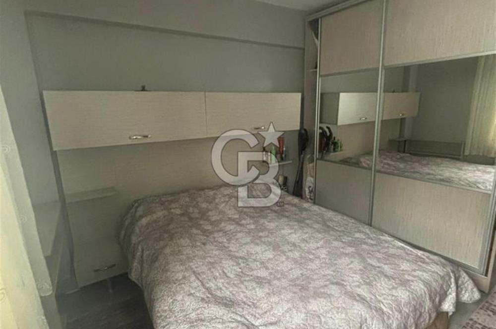 İzmirpark AVM yakını Satılık  2+1 Daire