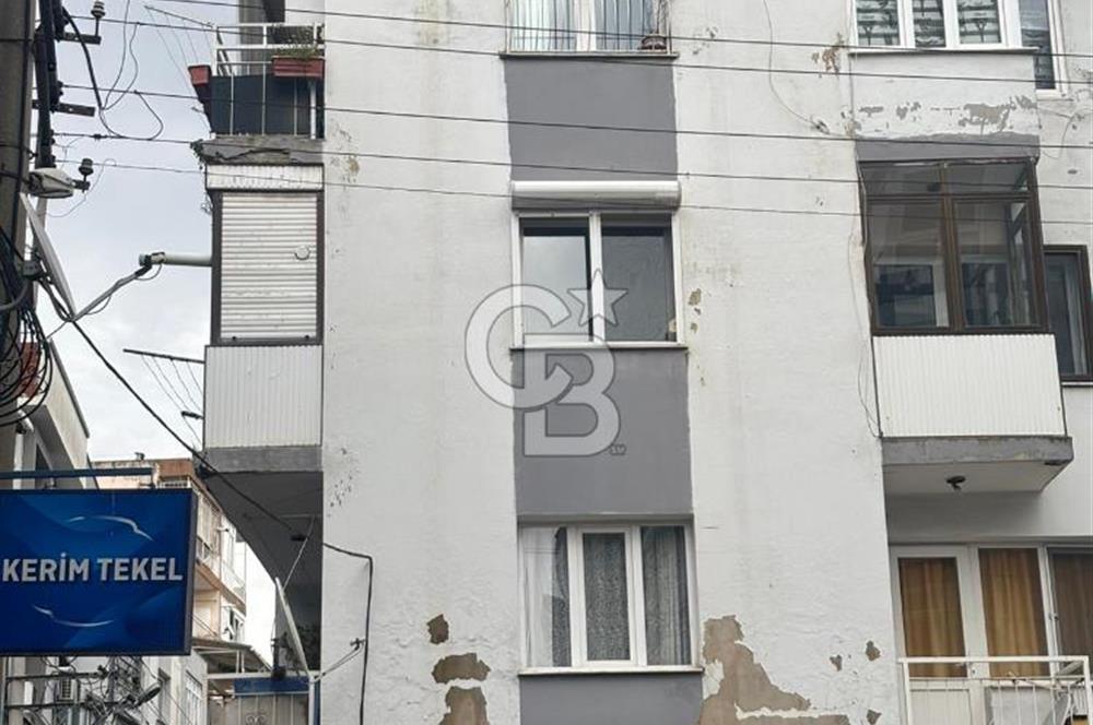 İzmirpark AVM yakını Satılık  2+1 Daire