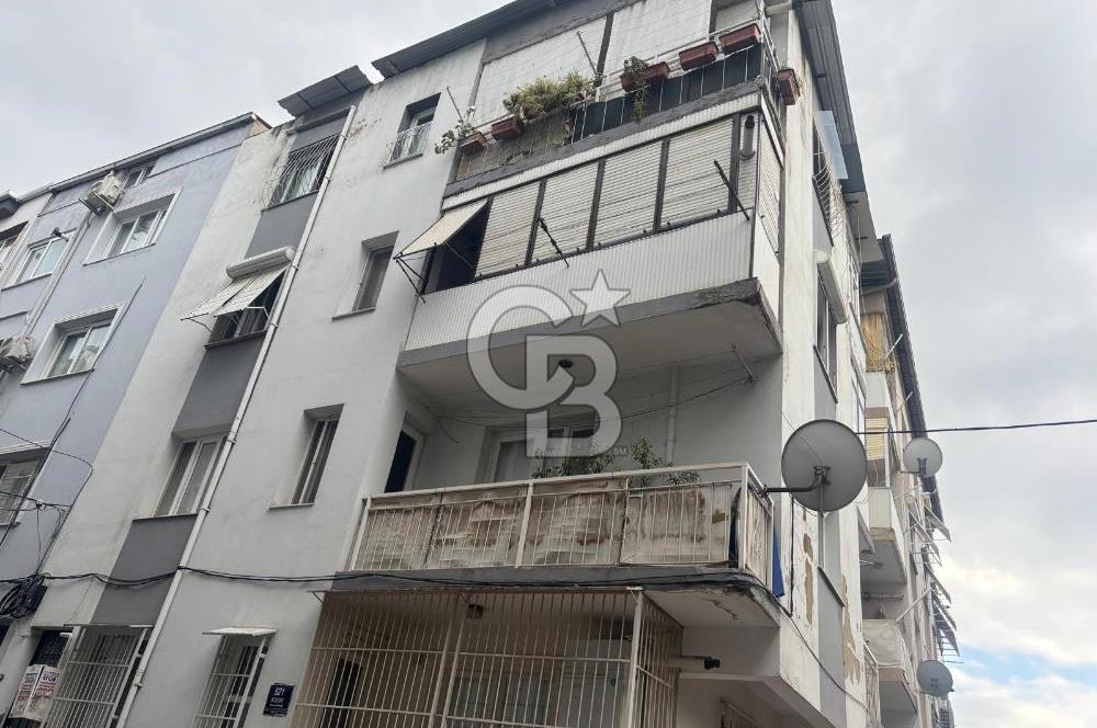 İzmirpark AVM yakını Satılık  2+1 Daire