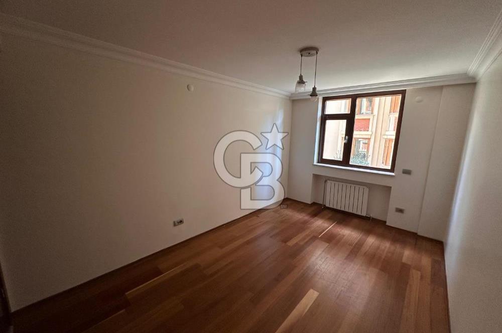 ALTUNİZADE ÇAMLICA KONAKLARINDA 4+1 275 M² KİRALIK GENİŞ DAİRE