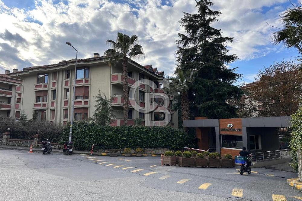 ALTUNİZADE ÇAMLICA KONAKLARINDA 4+1 275 M² KİRALIK GENİŞ DAİRE