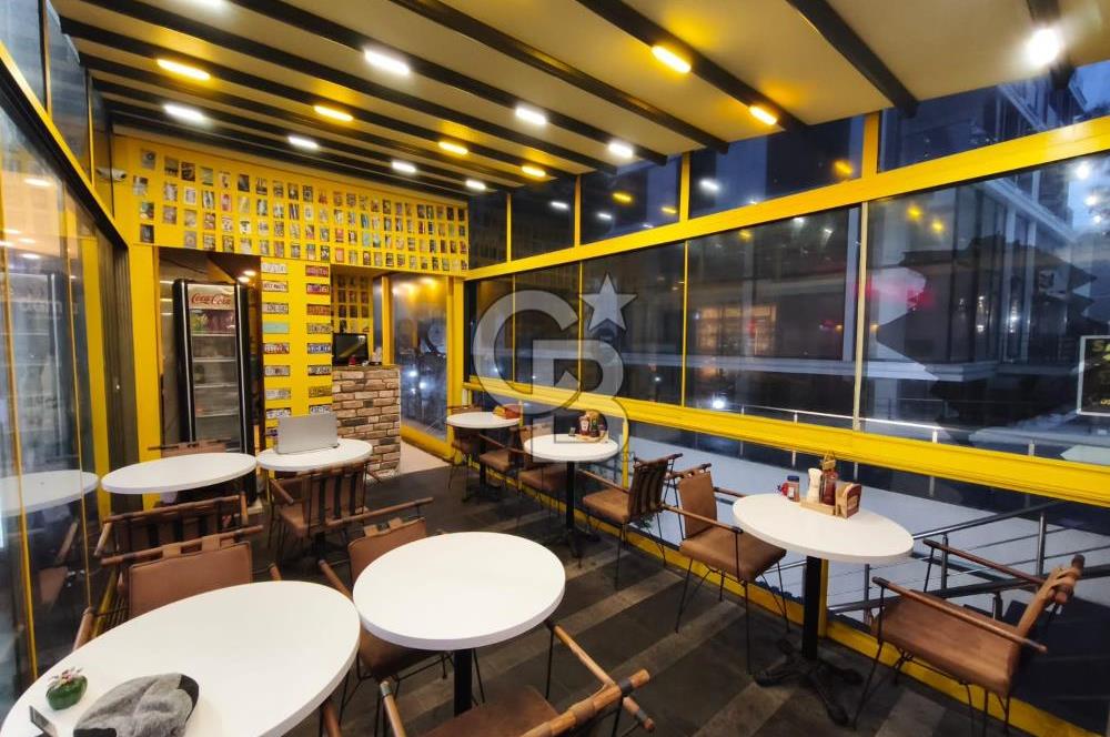 ACIBADEM CADDESİNDE 2 KATLI, TABELA DEĞERİ YÜKSEK DEVREN KİRALIK