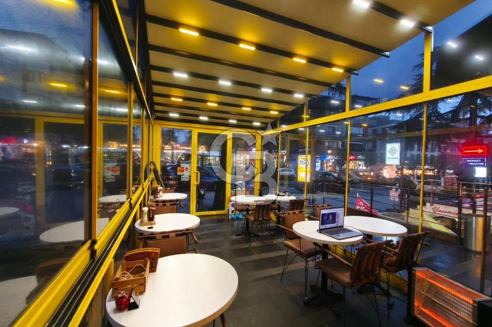 ACIBADEM CADDESİNDE 2 KATLI, TABELA DEĞERİ YÜKSEK DEVREN KİRALIK