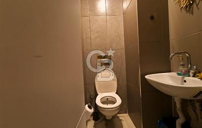 ACIBADEM CADDESİNDE 2 KATLI, TABELA DEĞERİ YÜKSEK DEVREN KİRALIK