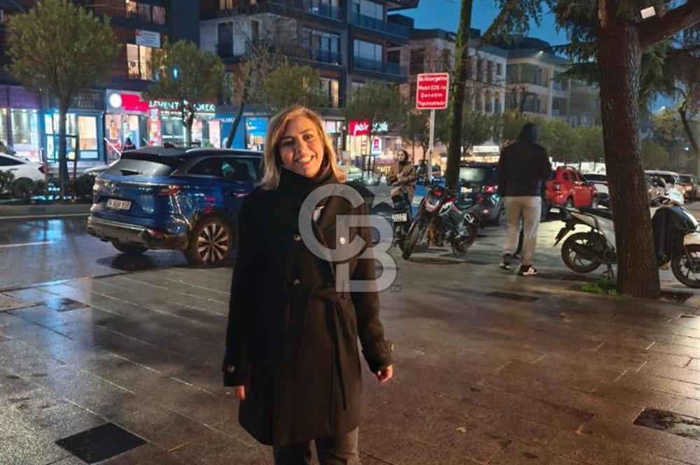 ACIBADEM CADDESİNDE 2 KATLI, TABELA DEĞERİ YÜKSEK DEVREN KİRALIK