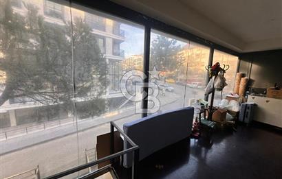 ACIBADEM CADDESİNDE 2 KATLI, TABELA DEĞERİ YÜKSEK DEVREN KİRALIK