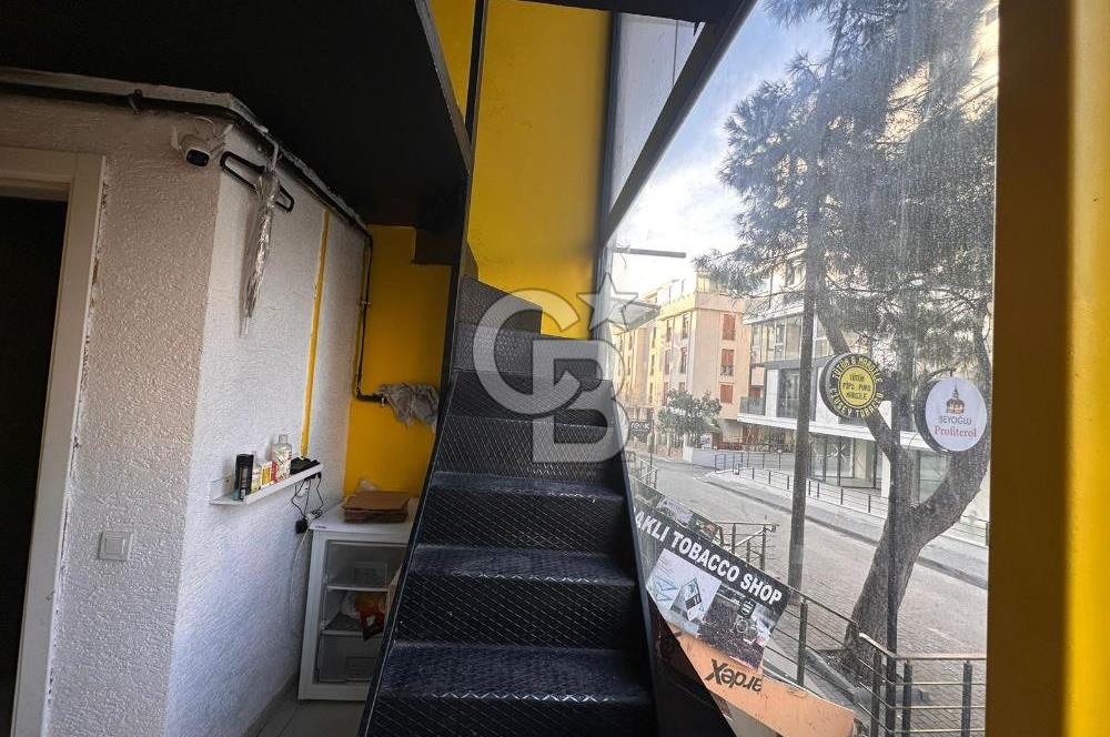 ACIBADEM CADDESİNDE 2 KATLI, TABELA DEĞERİ YÜKSEK DEVREN KİRALIK