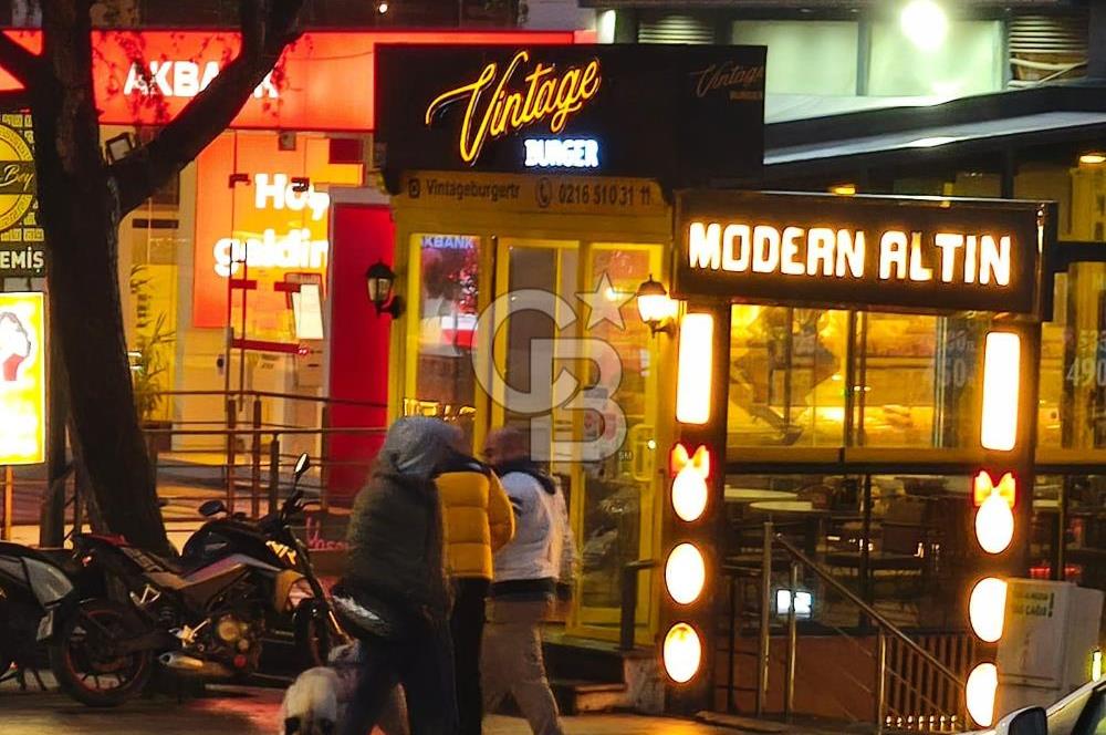 ACIBADEM CADDESİNDE 2 KATLI, TABELA DEĞERİ YÜKSEK DEVREN KİRALIK