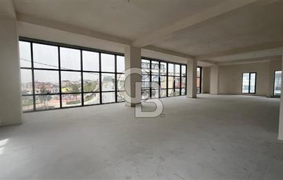 ARNAVUTKÖY'DE CADDE CEPHE KİRALIK PLAZA