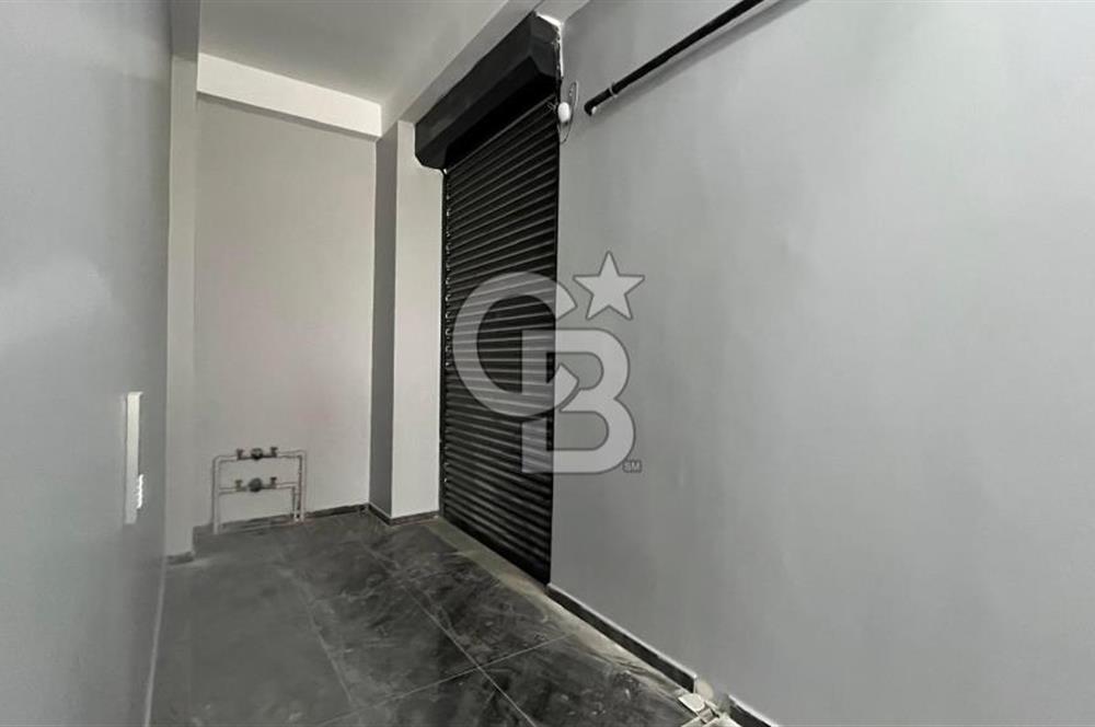 ARNAVUTKÖY'DE CADDE CEPHE KİRALIK PLAZA